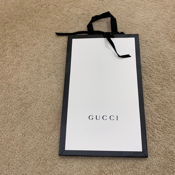 Gucci Handbags - Gucci shopping bag